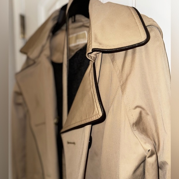 MICHAEL KORS DOUBLE BREAST PIPED TRENCH COAT W HOOD/ DETACHABLE LINER JACKET M - Picture 5 of 12